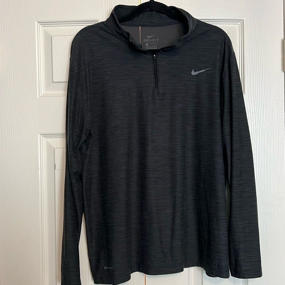 Nike dark grey dri-fit quarter zip pullover XL